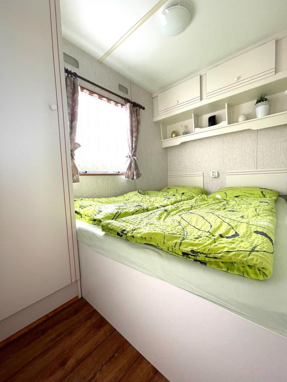 Mobilheim Na Louce Villa Vyrovice Ngoại thất bức ảnh