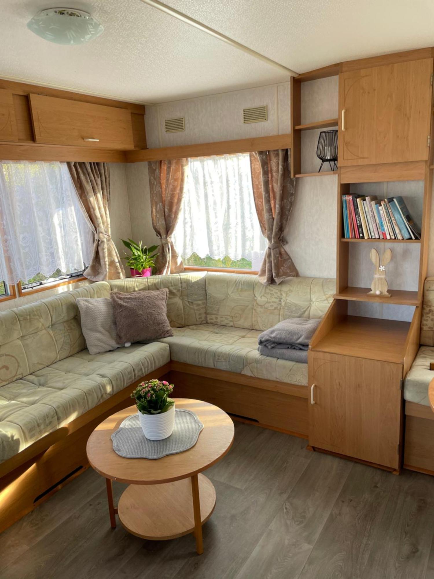 Mobilheim Na Louce Villa Vyrovice Ngoại thất bức ảnh